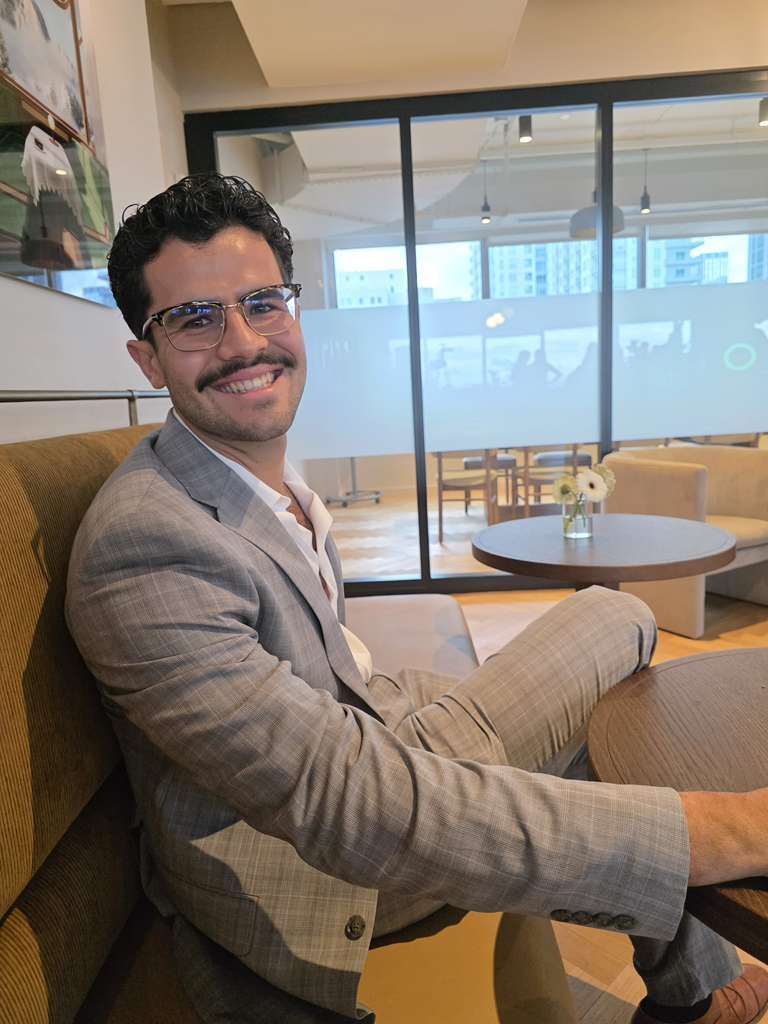 Robert Vasquez